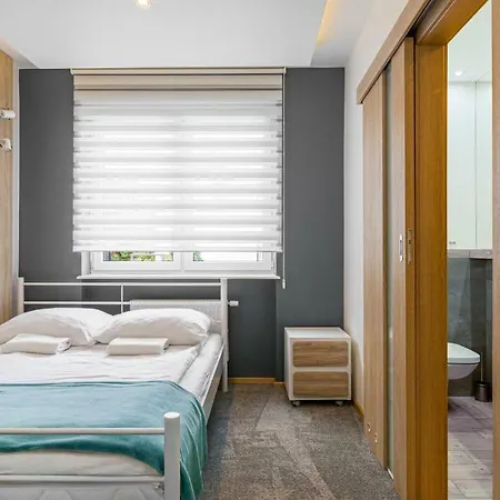 Happy Family House Apartment